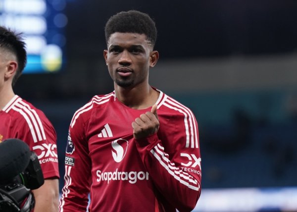 阿玛德为曼联打进的英超10球一皆不才半场，创造赛事历史记载