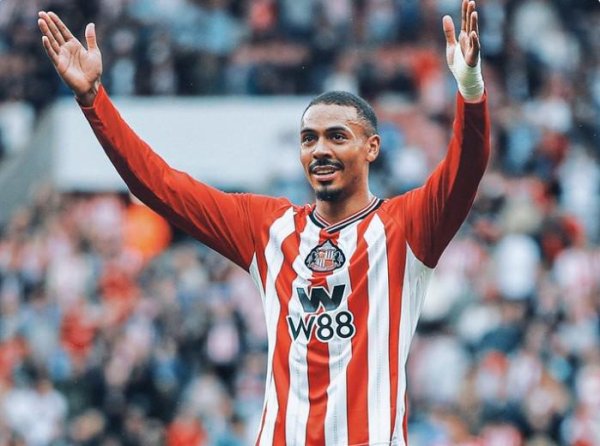 伊西多尔英超前三个主场进球，2010年本特后首个桑德兰球员