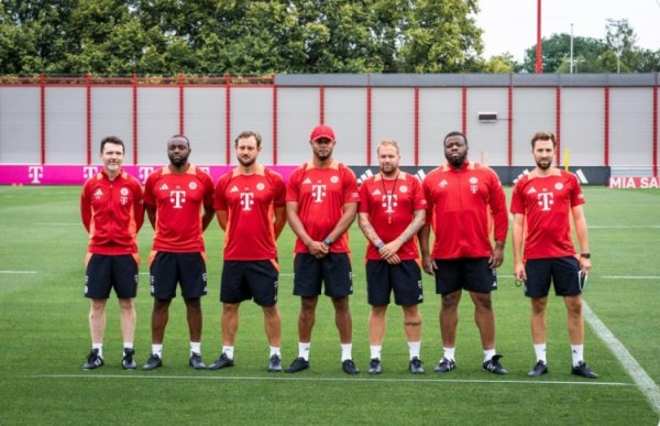 记者：孔帕尼的助教团队，近日将与拜仁续约