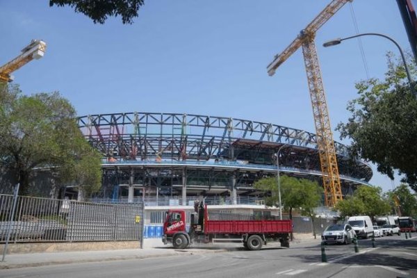 巴萨副主席：淌若许可证莫得到位，咱们将在蒙锥克畅通场迎战皇社