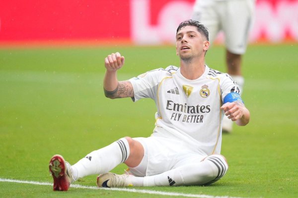 记者：卡瓦哈尔今晚将轮休，巴尔韦德将出任右后卫