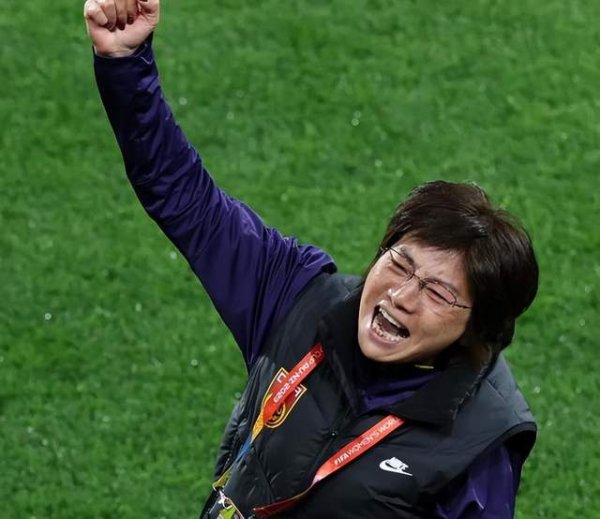 国足选帅似曾清爽？女足曾公开选帅：水庆霞没报名却最终当选！