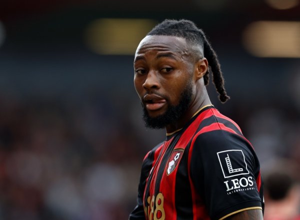 身价5500万欧！天外：利物浦 曼城 热刺可能在冬窗争夺塞梅尼奥