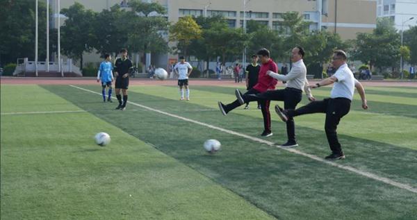 2025－2026赛季广西青少年足球甲级联赛（贵港市赛区）揭幕战开踢