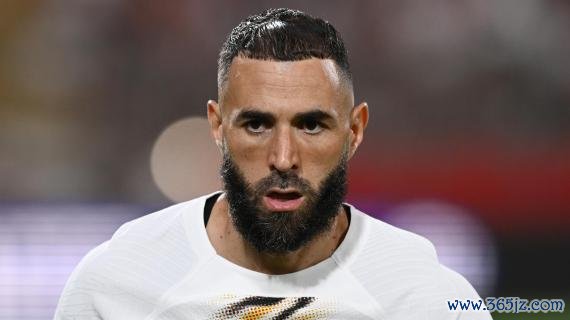 本泽马加盟本菲卡？穆帅：他不能能重返欧洲足坛