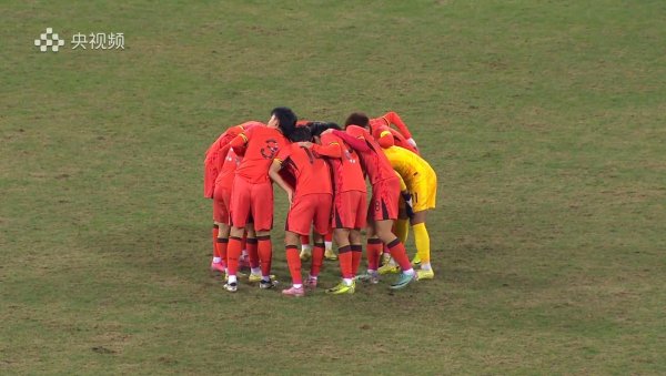 汪士钦被直红罚下！U22国足0-0无缘熊猫杯冠军，韩国U22再夺冠